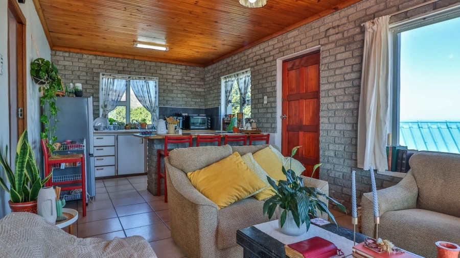 6 Bedroom Property for Sale in De Kelders Western Cape